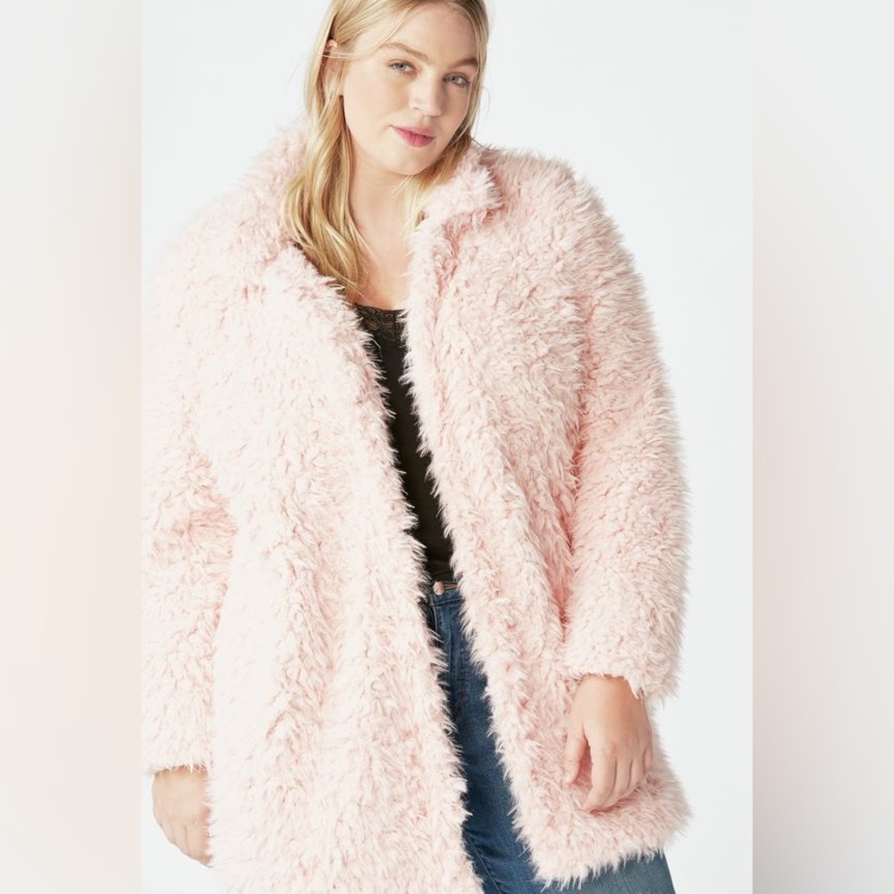 Maison Me faux fur blush button up teddy coat jacket nwt